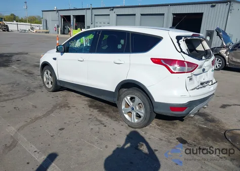2015 Ford Escape Se z USA, uszkodzony, nr VIN 1FMCU0GXXFUA87990